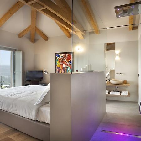 Borgese Camere E Suites Neive Luaran gambar