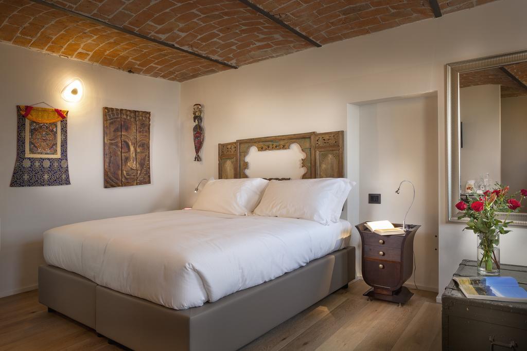 Borgese Camere E Suites Neive Luaran gambar